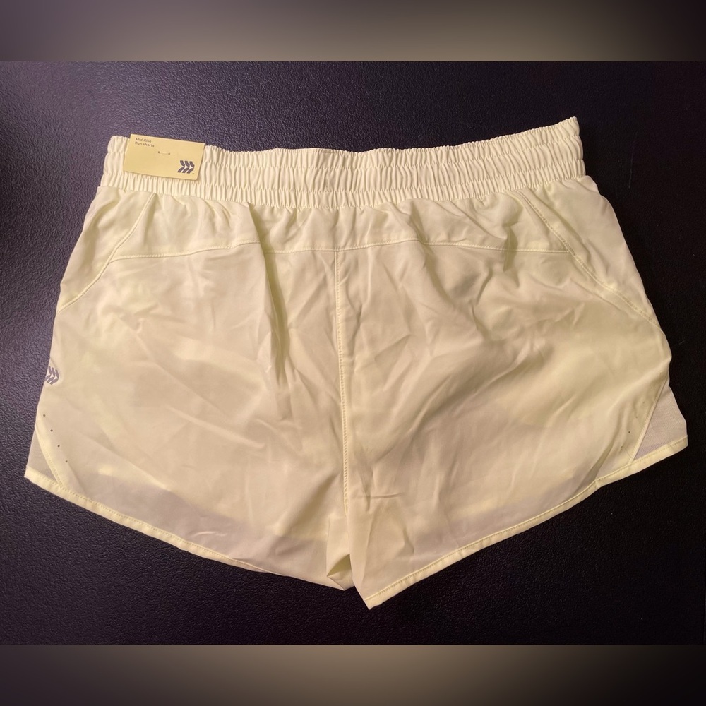 All In Motion Run Shorts in Yellow - Picture 5 of 9